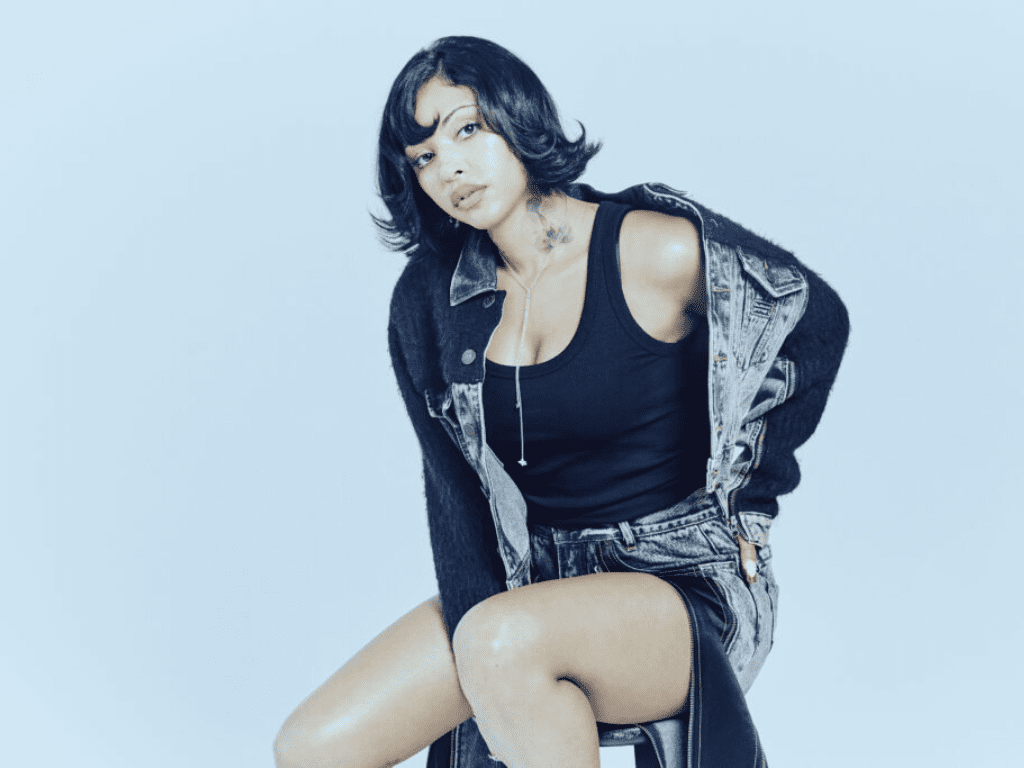 Raiche Drops Empowering New Single "Girls a Gun"