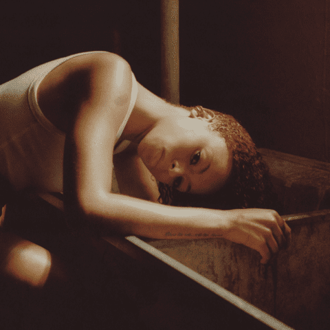 Ravyn Lenae “Love Me Not” Earns Its Spot in the Stars